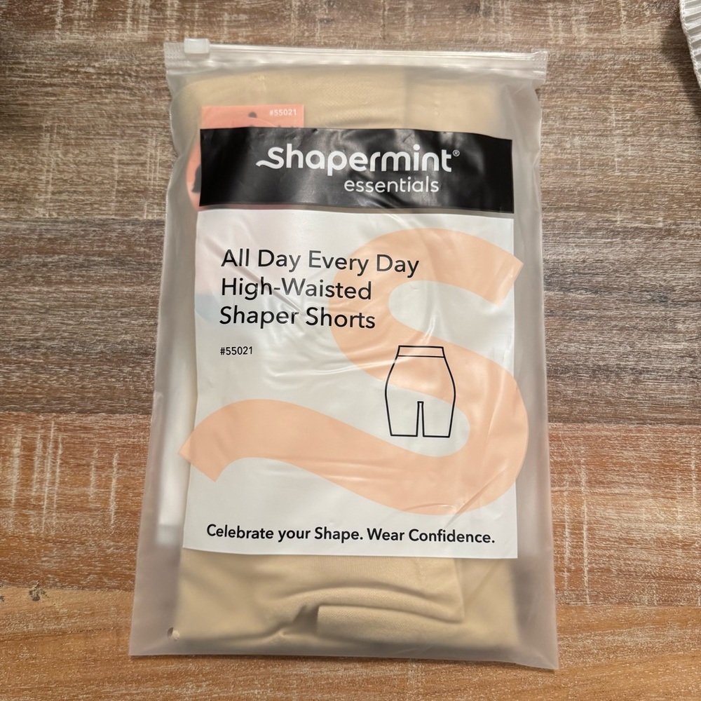 Shapermint All Day Every Day High-Waisted Shaper Shorts size 4XL